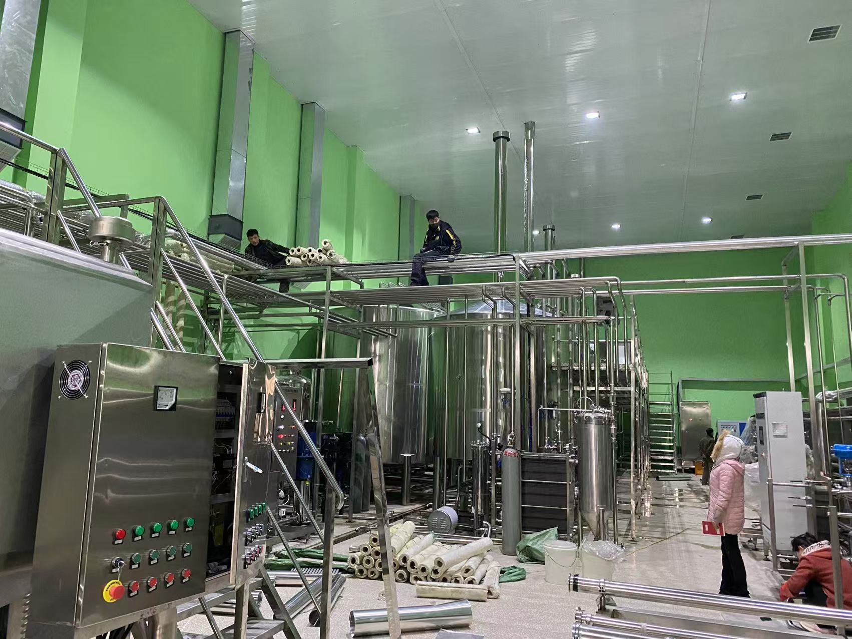 滨海精酿啤酒设备厂—精酿啤酒设备制造：传承工艺与创新科技的交融